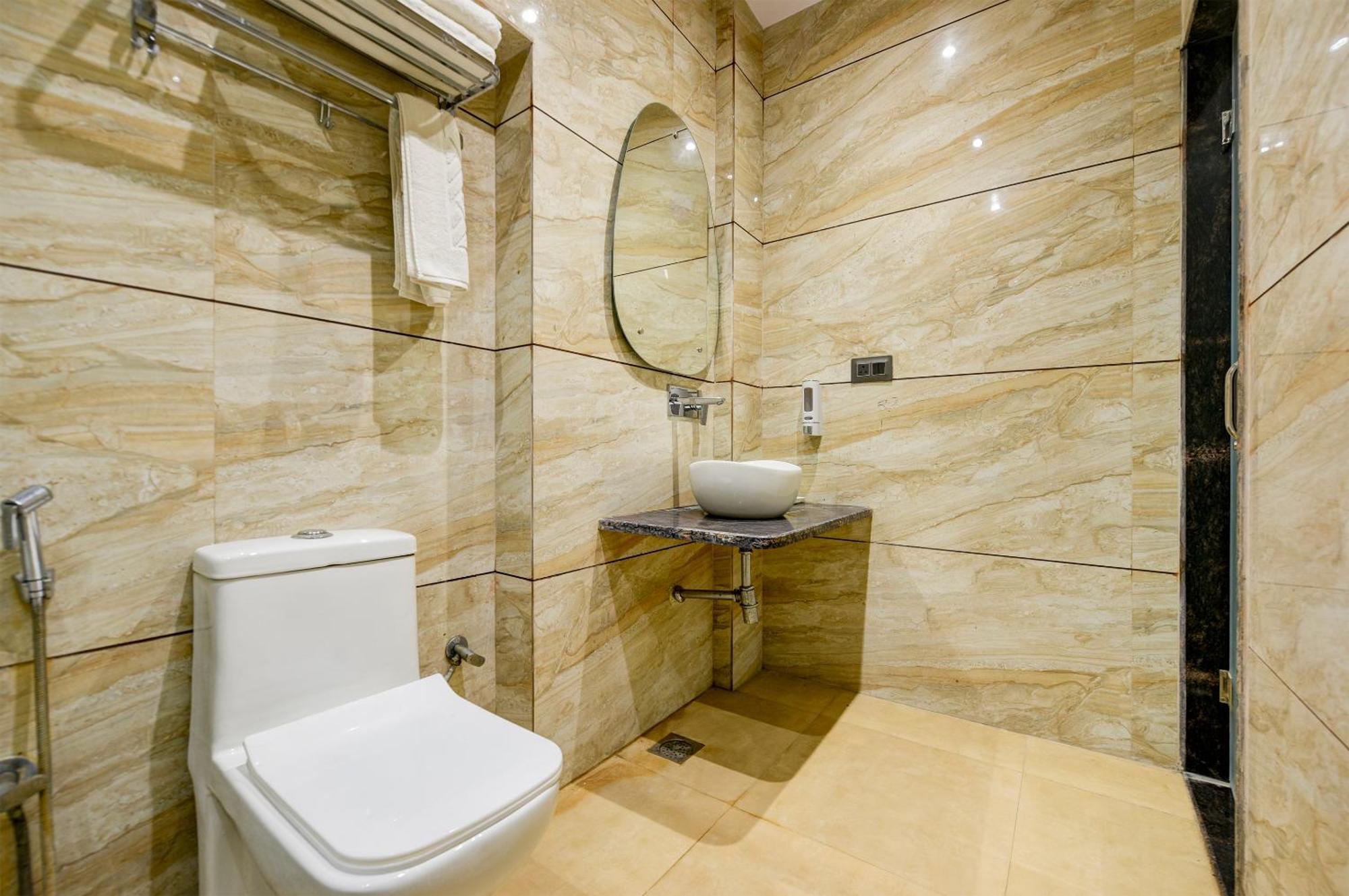 The Pearl Plaza Hotel In City Centre - Near New Delhi Railway Station מראה חיצוני תמונה