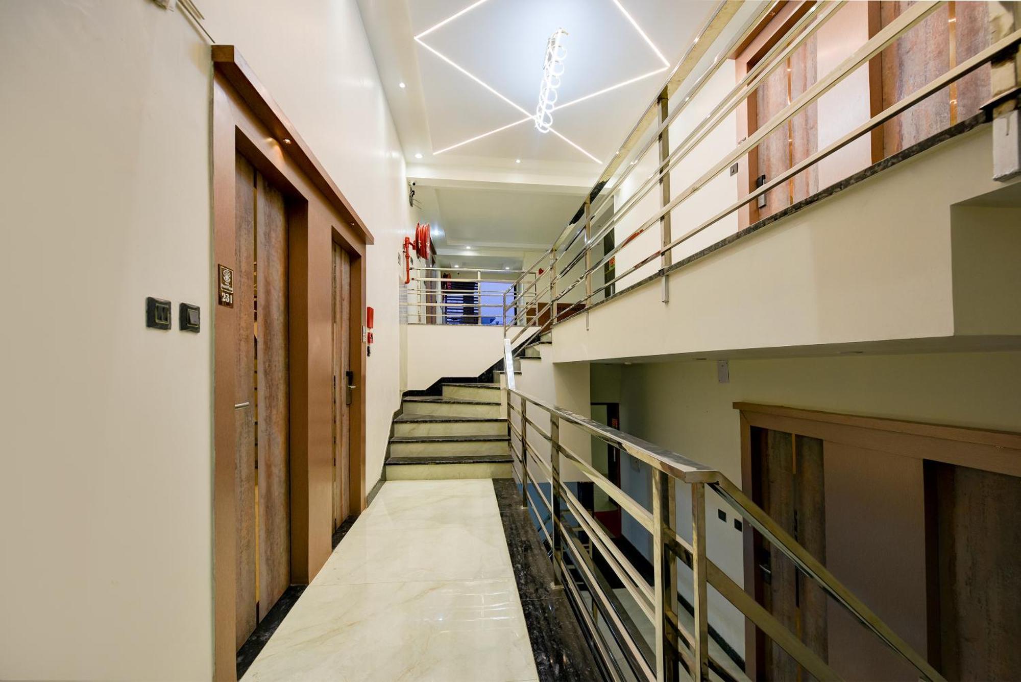 The Pearl Plaza Hotel In City Centre - Near New Delhi Railway Station מראה חיצוני תמונה